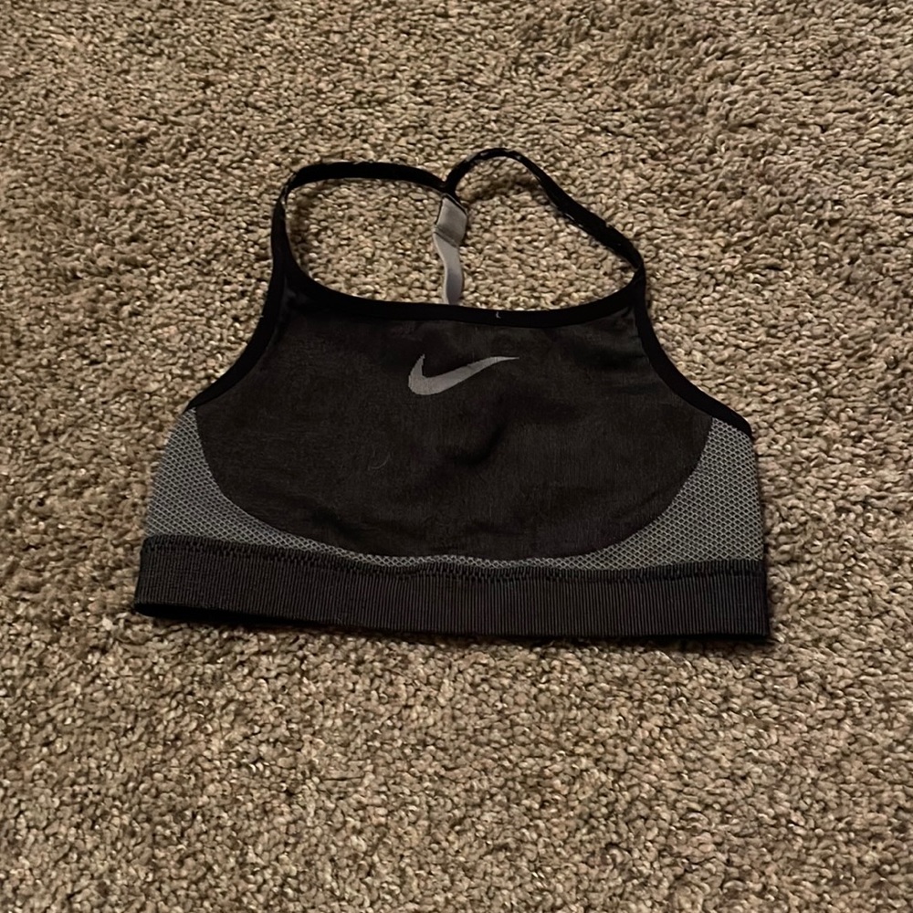 Nike kids girls YM sports bra